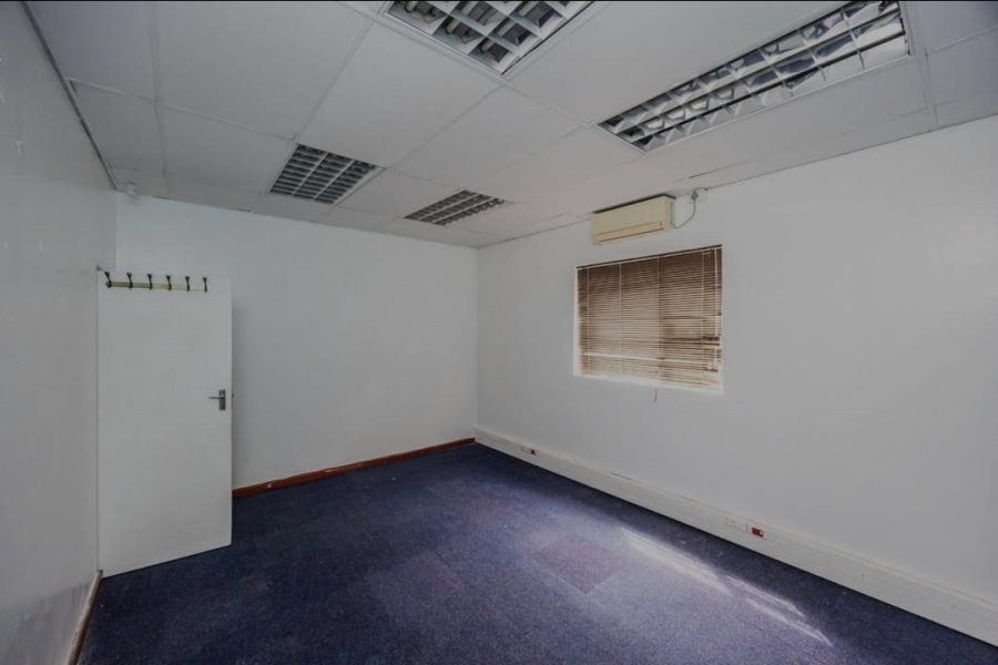 13 Bedroom Property for Sale in Belgravia Eastern Cape